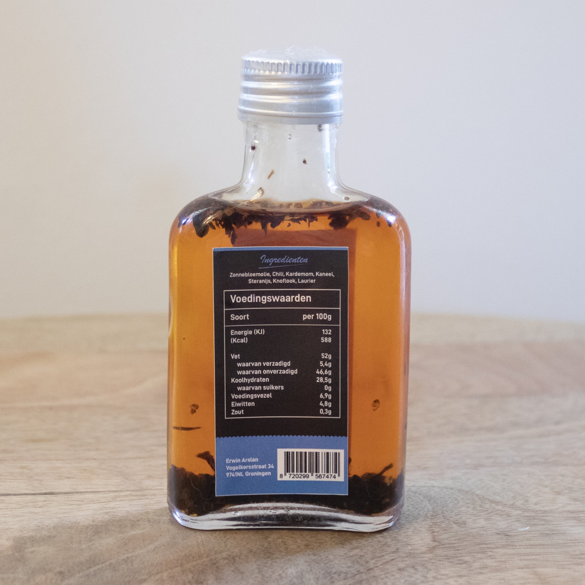 Chili olie kopen van saus met pit
